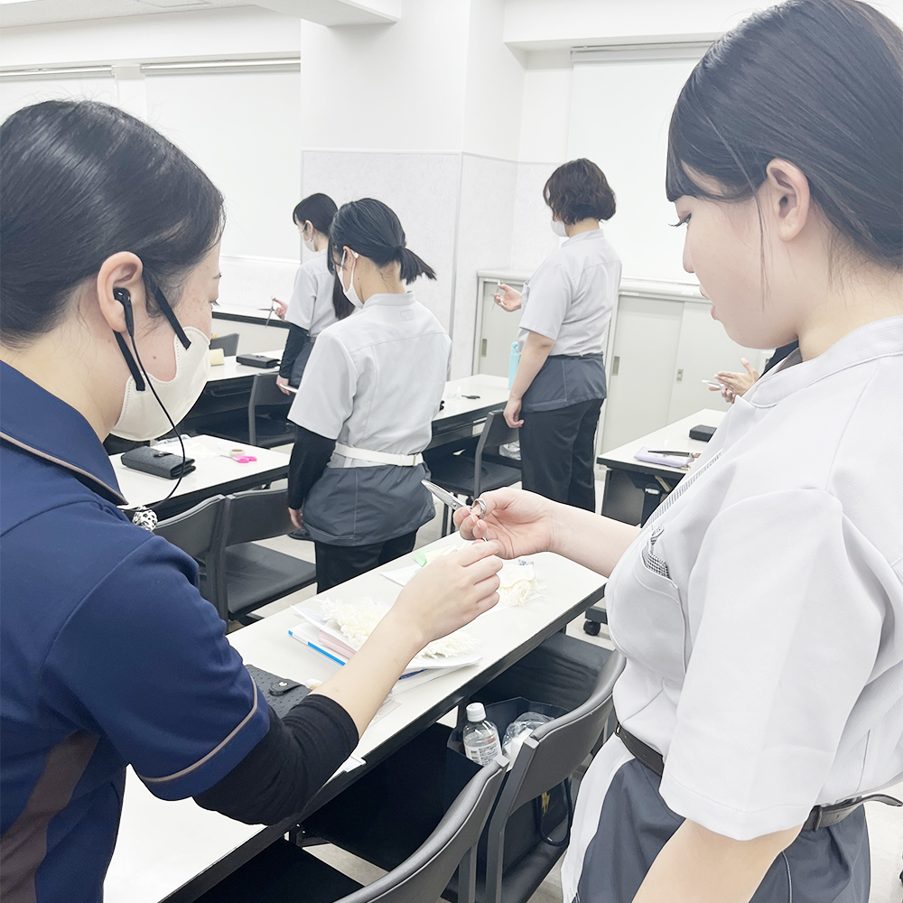 １年生、トリミング準備②